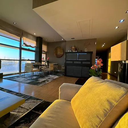 아파트 Luxury Family Beachfront 라스팔마스
