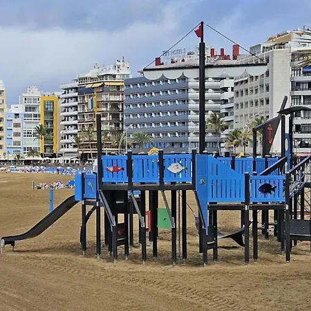 Luxury Family Beachfront 아파트 *